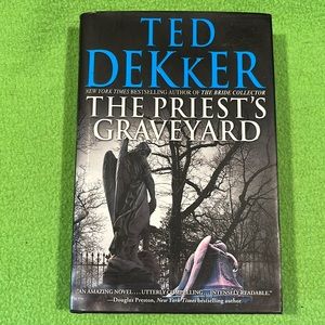 Ted Dekker Hardcover The Priest’s Graveyard EXC